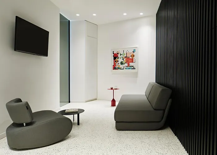 Map Boutique Готель 4*